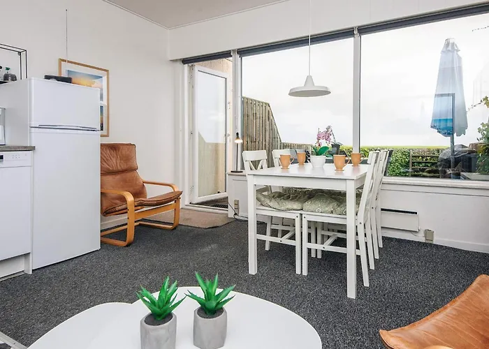 4 Person In Romo בית נופש *